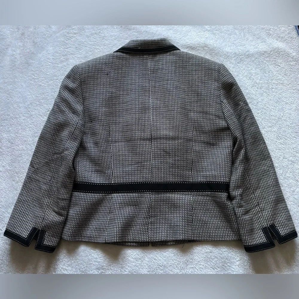 Tahari Petite Jacket - Picture 5 of 9